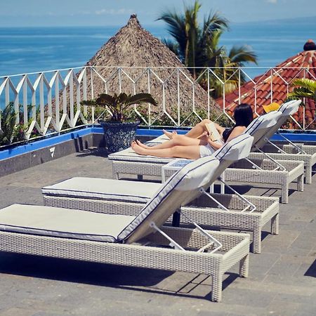 Hotel Luxury Patio Azul (Adults Only) Puerto Vallarta Esterno foto Rooftop pool at the Hotel