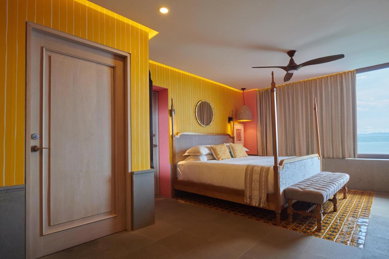 Hotel Luxury Patio Azul (Adults Only) Puerto Vallarta Esterno foto A bedroom at the hotel