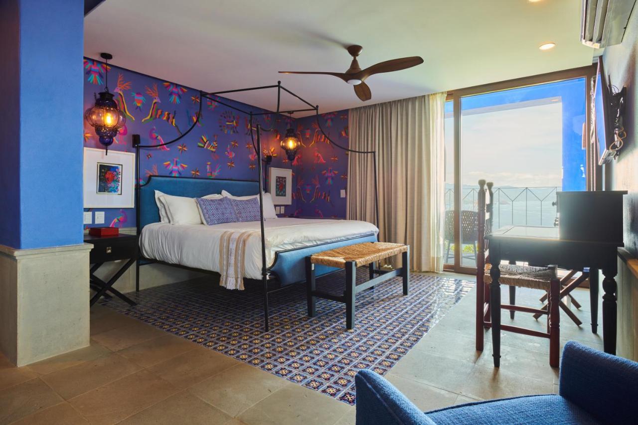 Hotel Luxury Patio Azul (Adults Only) Puerto Vallarta Esterno foto A bedroom at the hotel