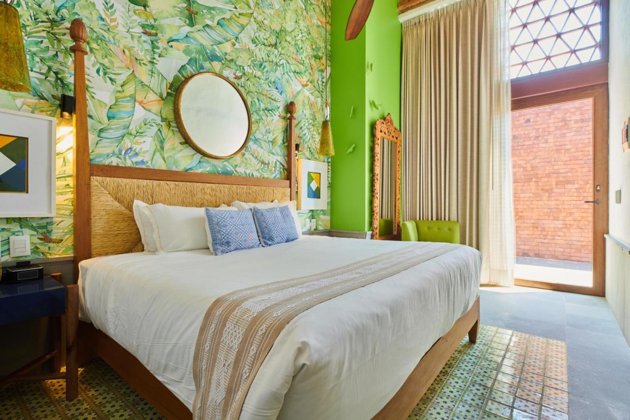 Hotel Luxury Patio Azul (Adults Only) Puerto Vallarta Esterno foto A bedroom at the hotel