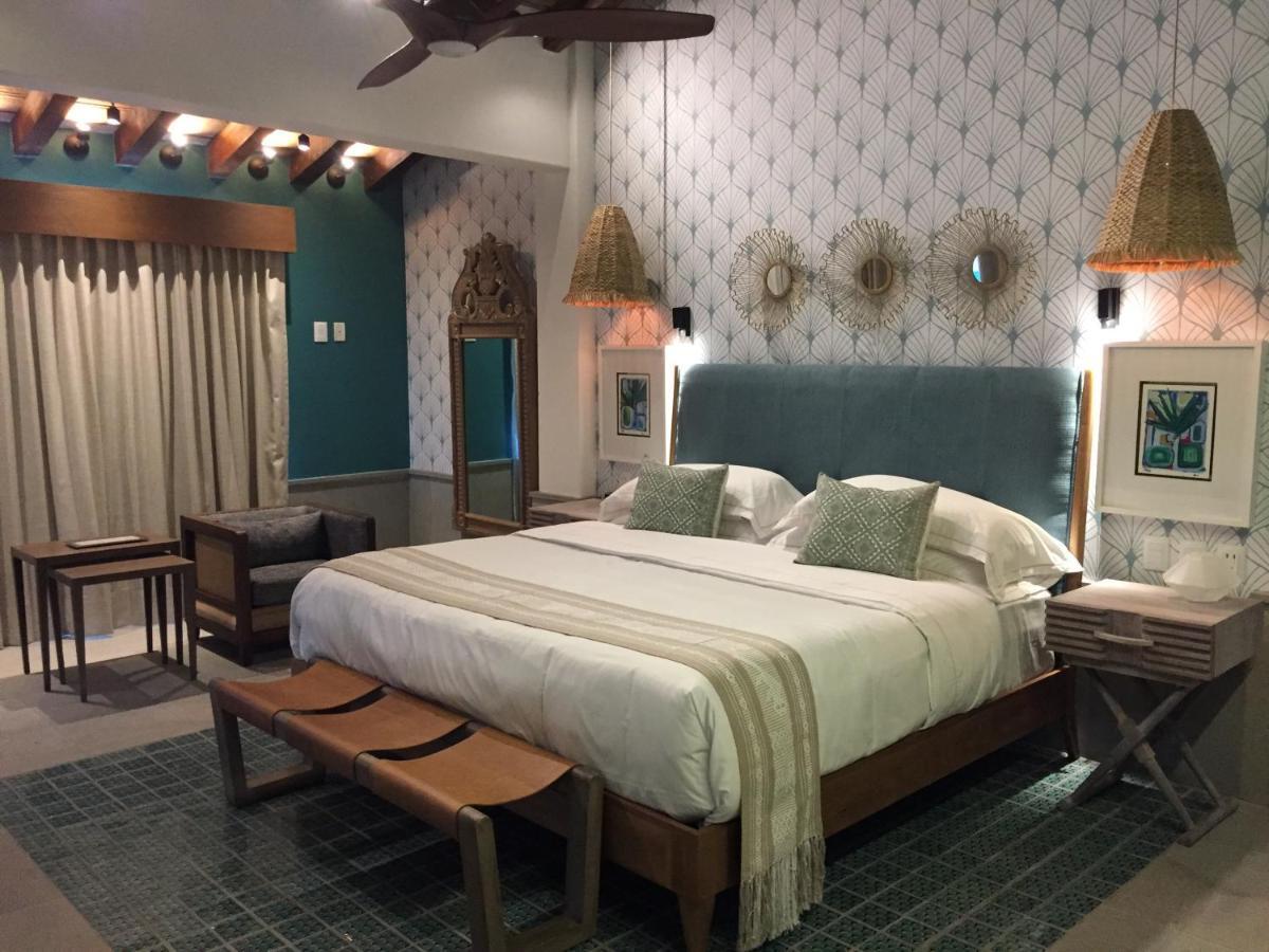 Hotel Luxury Patio Azul (Adults Only) Puerto Vallarta Esterno foto A bedroom at the hotel