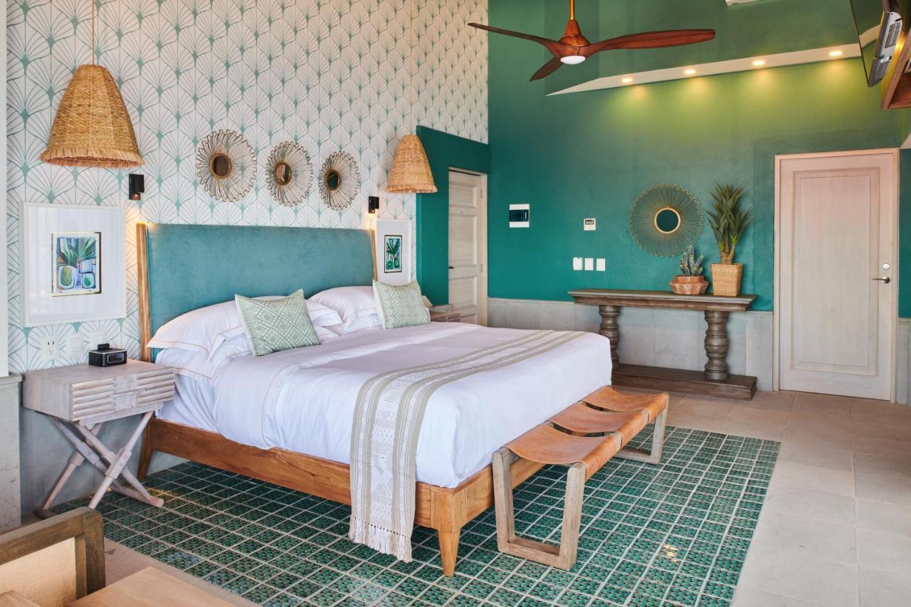 Hotel Luxury Patio Azul (Adults Only) Puerto Vallarta Esterno foto A bedroom at the hotel