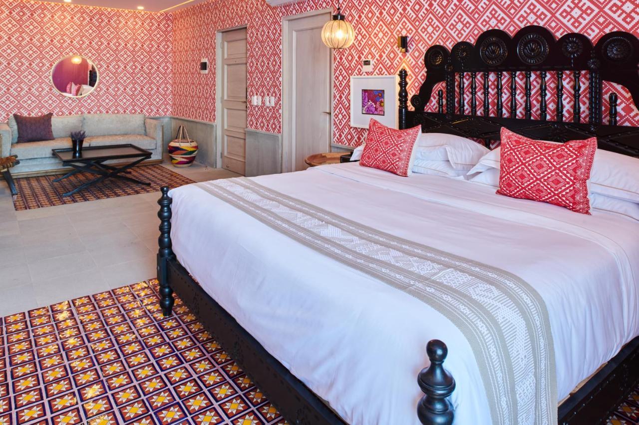 Hotel Luxury Patio Azul (Adults Only) Puerto Vallarta Esterno foto A bedroom at the hotel