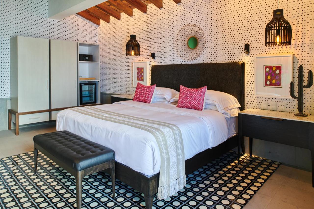 Hotel Luxury Patio Azul (Adults Only) Puerto Vallarta Esterno foto A bedroom at the hotel