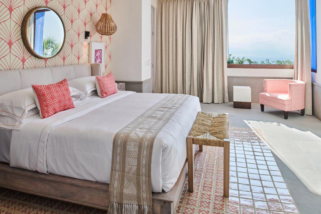 Hotel Luxury Patio Azul (Adults Only) Puerto Vallarta Esterno foto A bedroom at the hotel