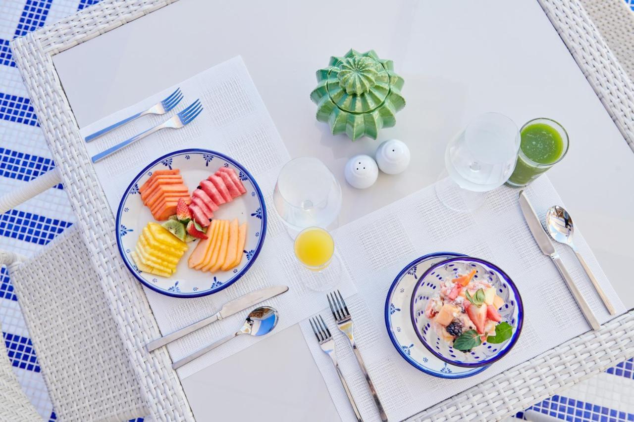 Hotel Luxury Patio Azul (Adults Only) Puerto Vallarta Esterno foto A place setting